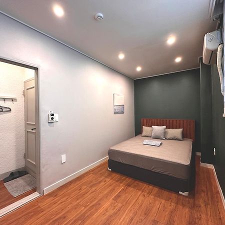 Oyo Hostel Dongdaemun1 Seul Esterno foto
