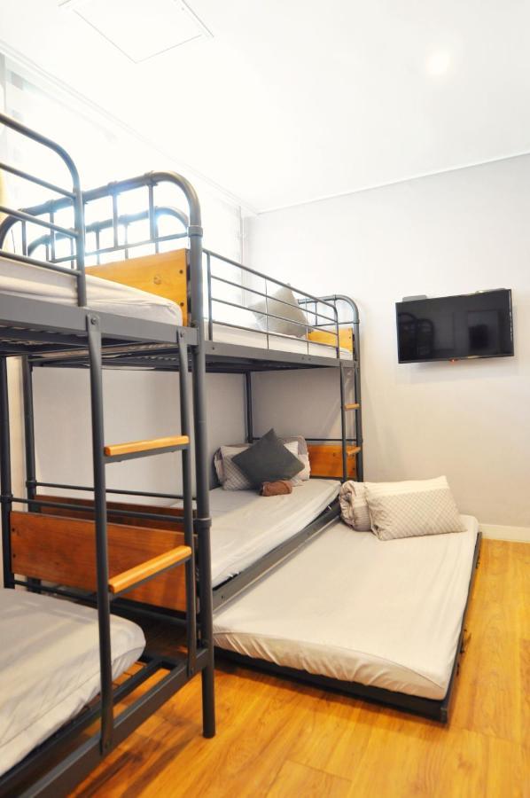 Oyo Hostel Dongdaemun1 Seul Esterno foto
