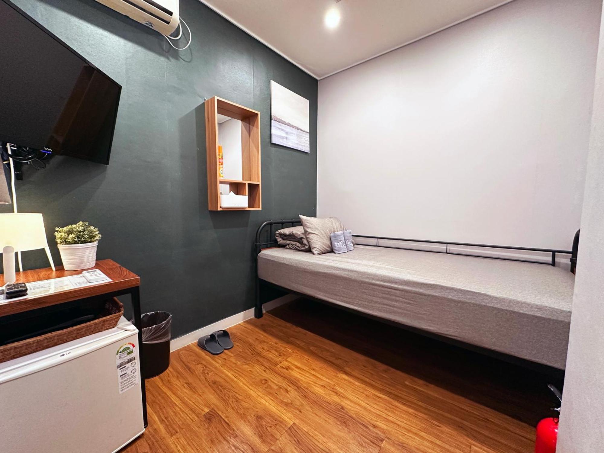 Oyo Hostel Dongdaemun1 Seul Esterno foto